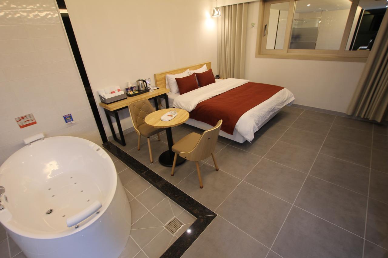 Jade Hotel Ulsan Exterior photo